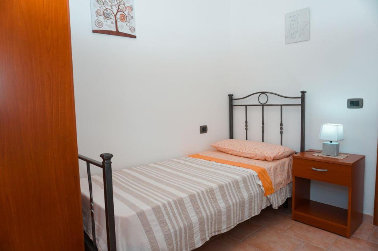 Il Casale Di Bovo Marina Villa Монталегро Стая снимка